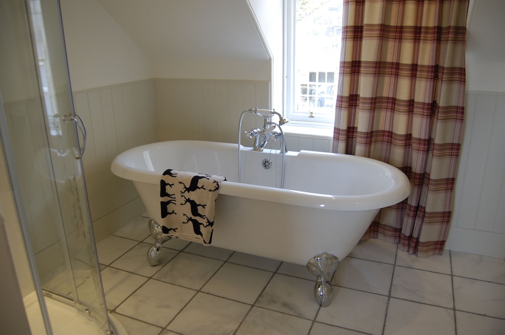 Deluxe Single Room (Room 1 - Small Room & Bed) photo 2