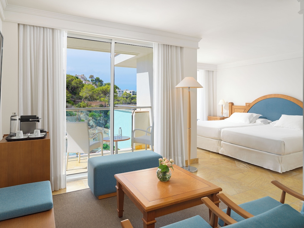 Junior Suite, Partial Sea View (Single Use) - Photo 2