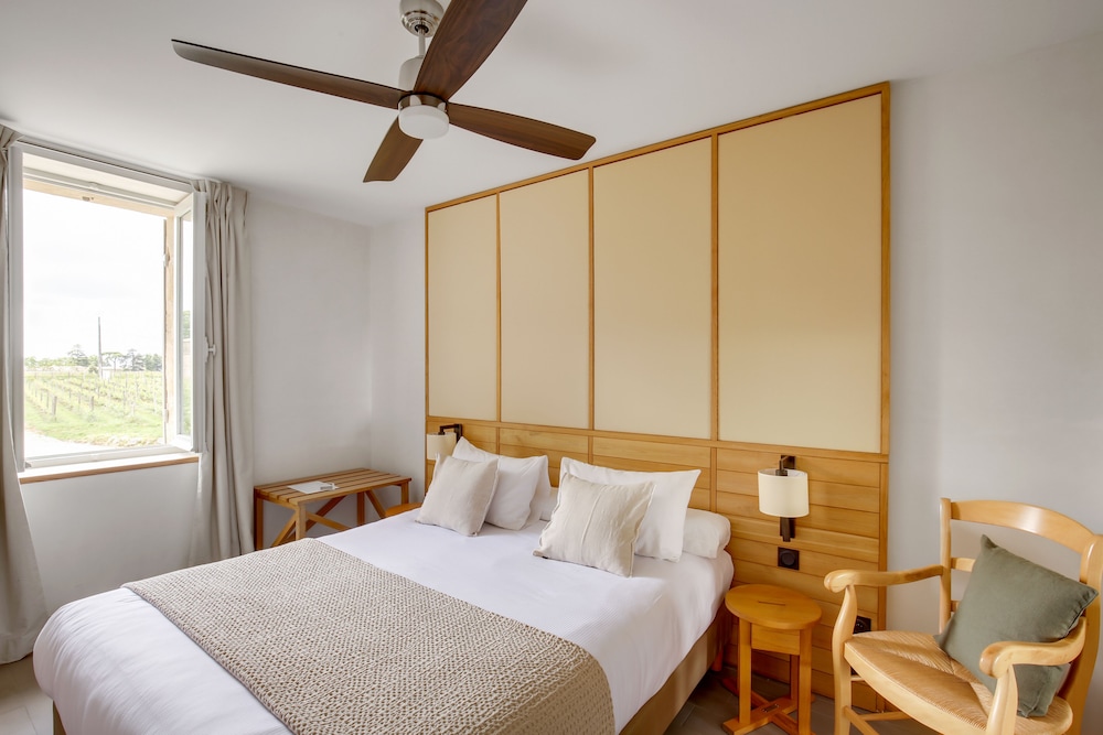 Classic Double Room, Ensuite, Vineyard View (Chambre) photo 3