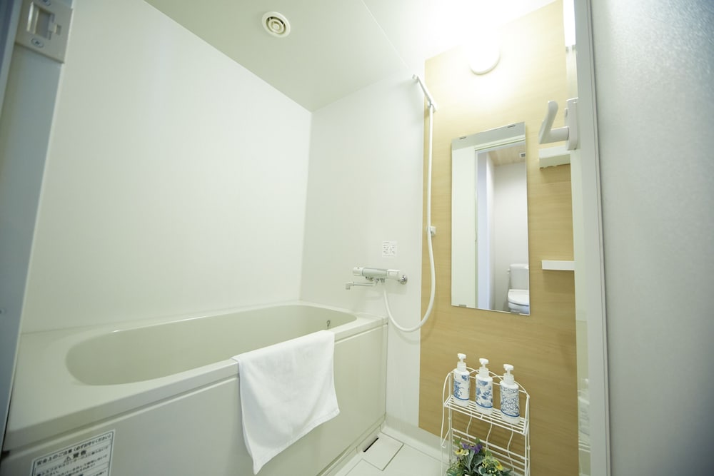 Standard Twin Room, Non Smoking photo 3
