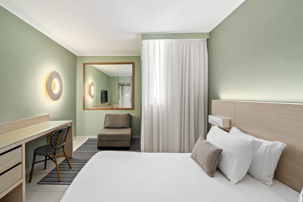 Mountain View Room photo 3