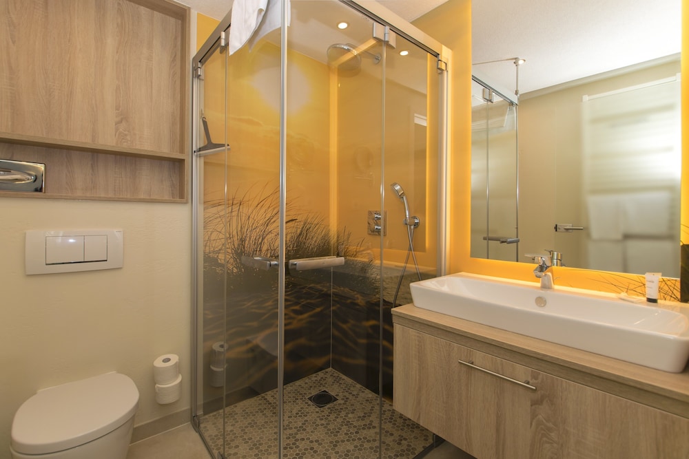 Apartment thumbnail 6