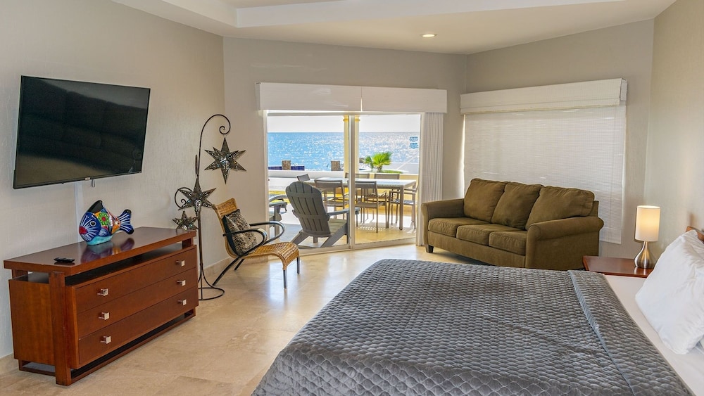 Superior Room, Balcony - Photo 9