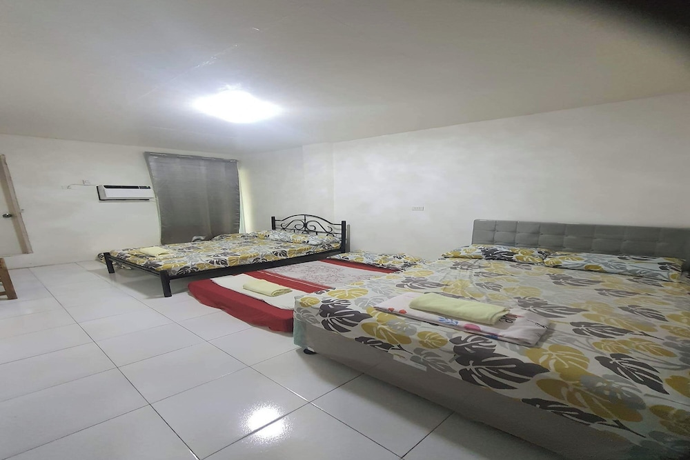 Standard Quadruple Room photo 3