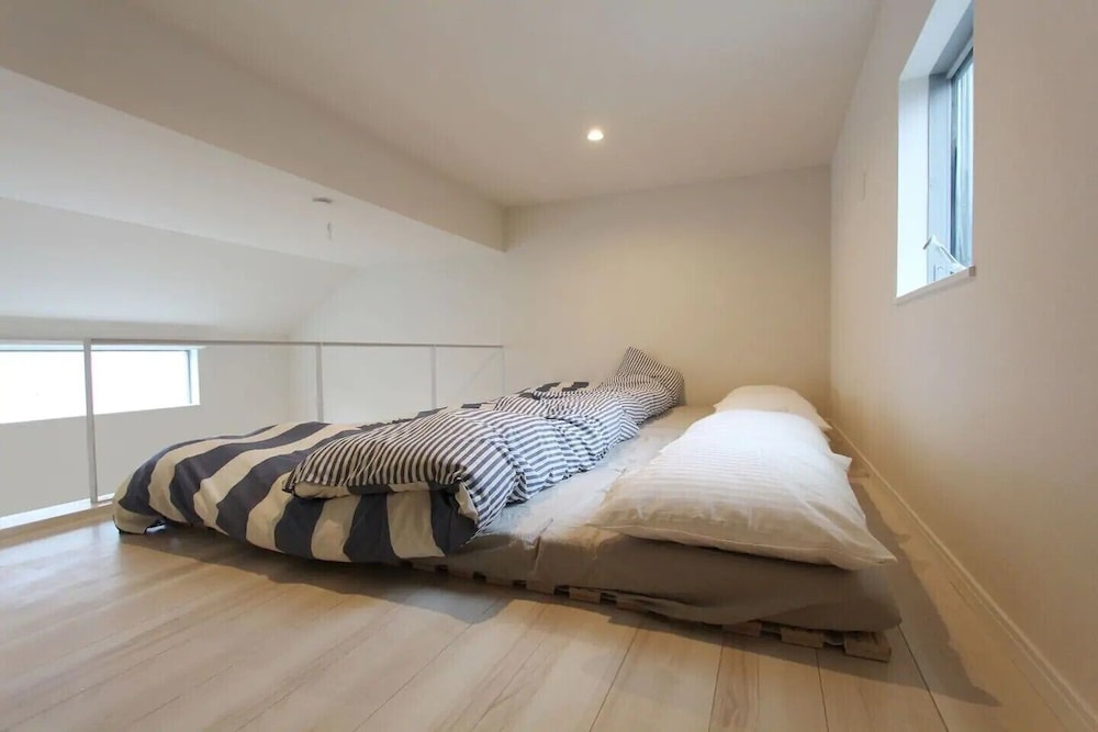Apartment (A203) photo 2