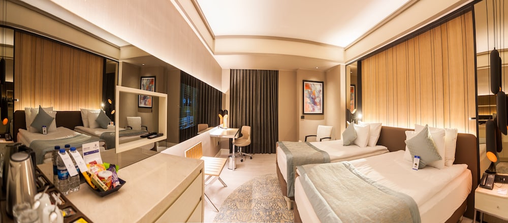 Standard Twin Room, Multiple Beds photo 2