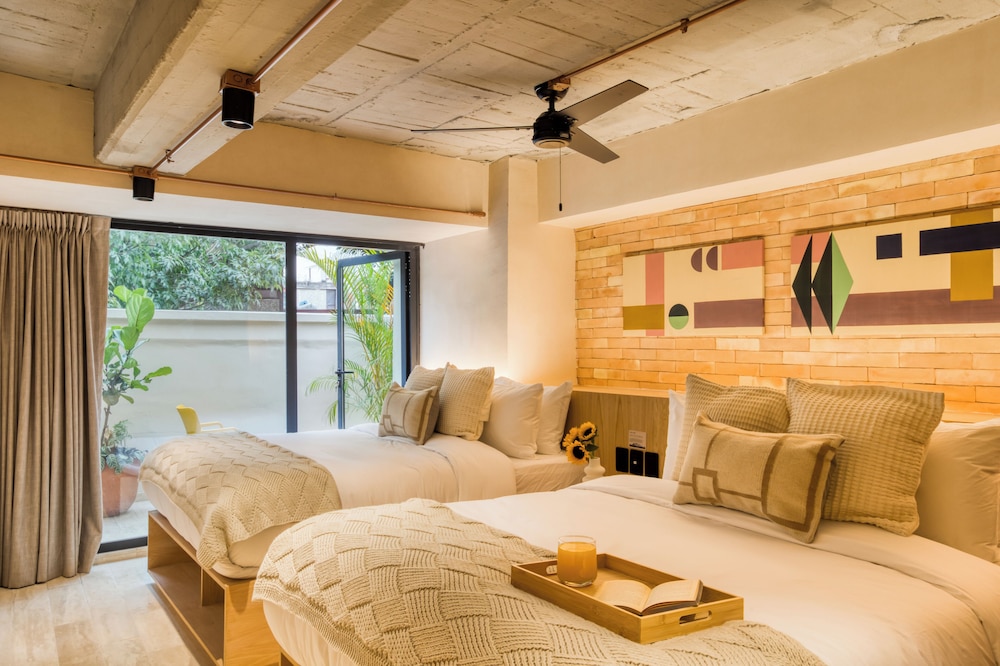 Comfort Apartment, City View
