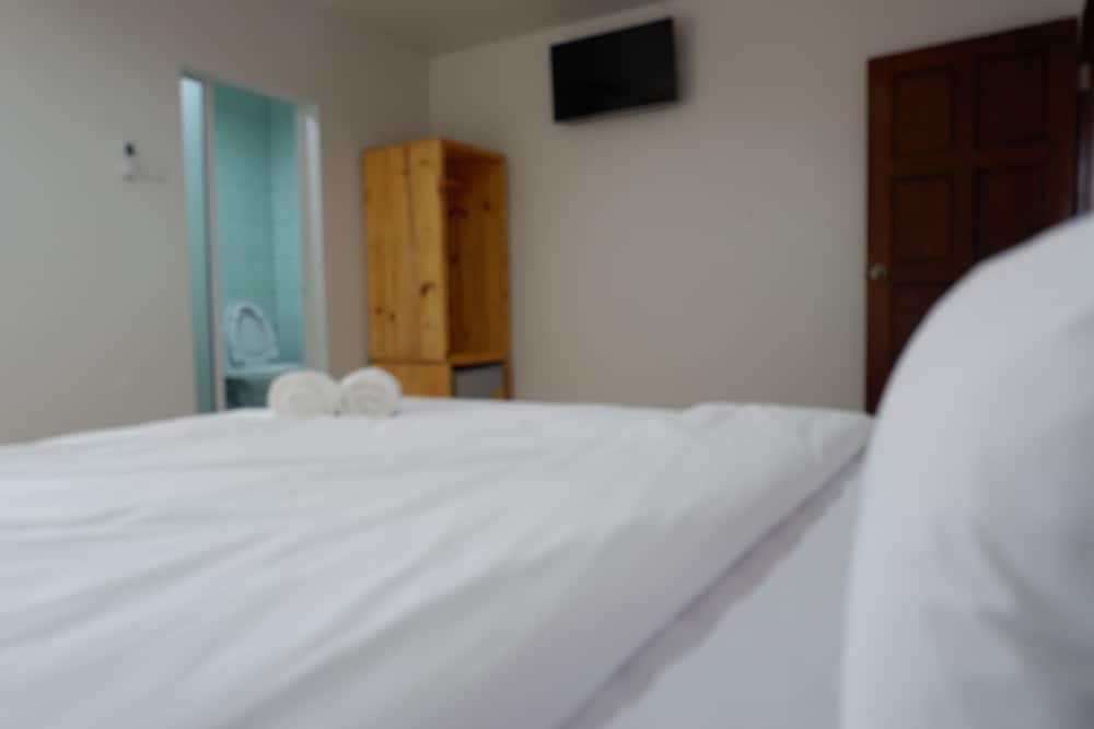 Standard Double Room photo 3