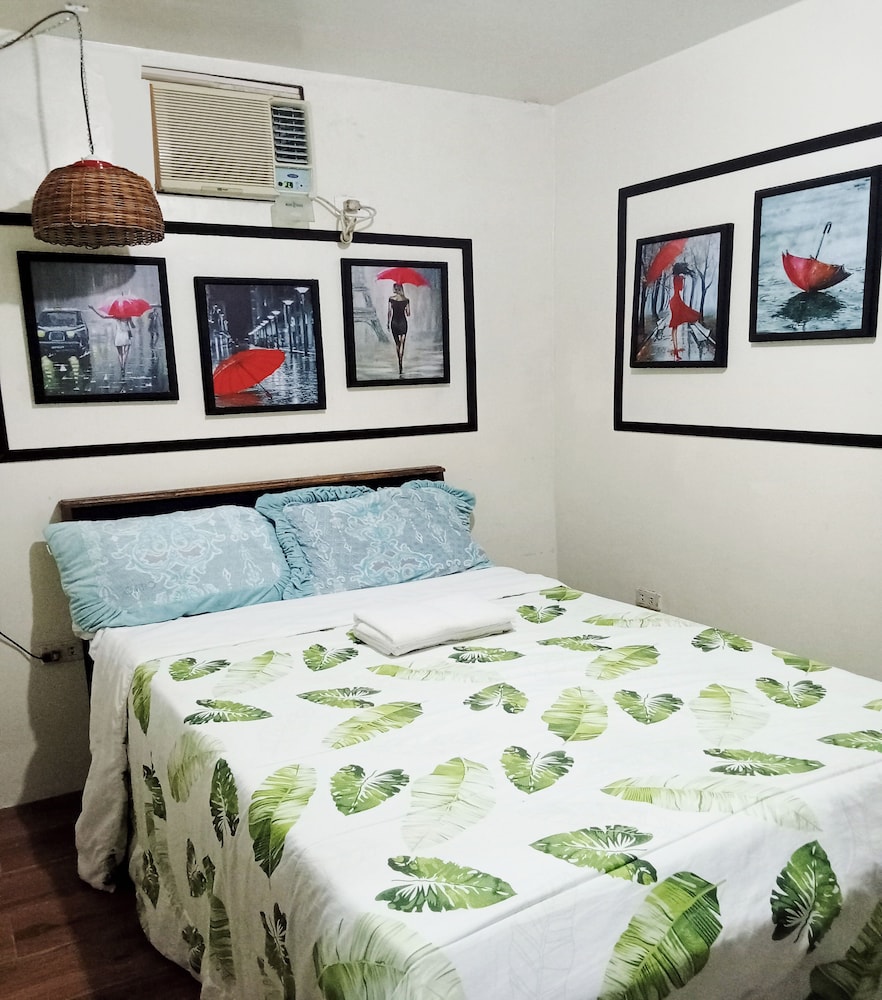 Rm 105 at Liezel's B&B, 1- 3 people