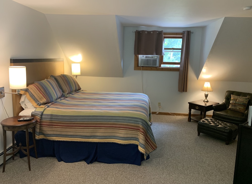 Classic Room, 1 King Bed