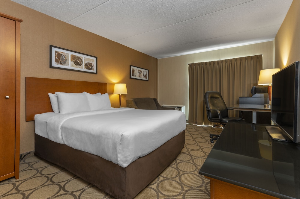 Standard Room, 1 Queen Bed, Non Smoking photo 2