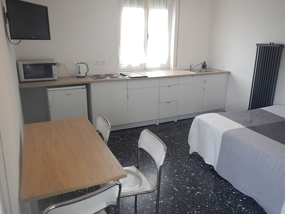 Apartment, 2 Bedrooms (8 pax) photo 2