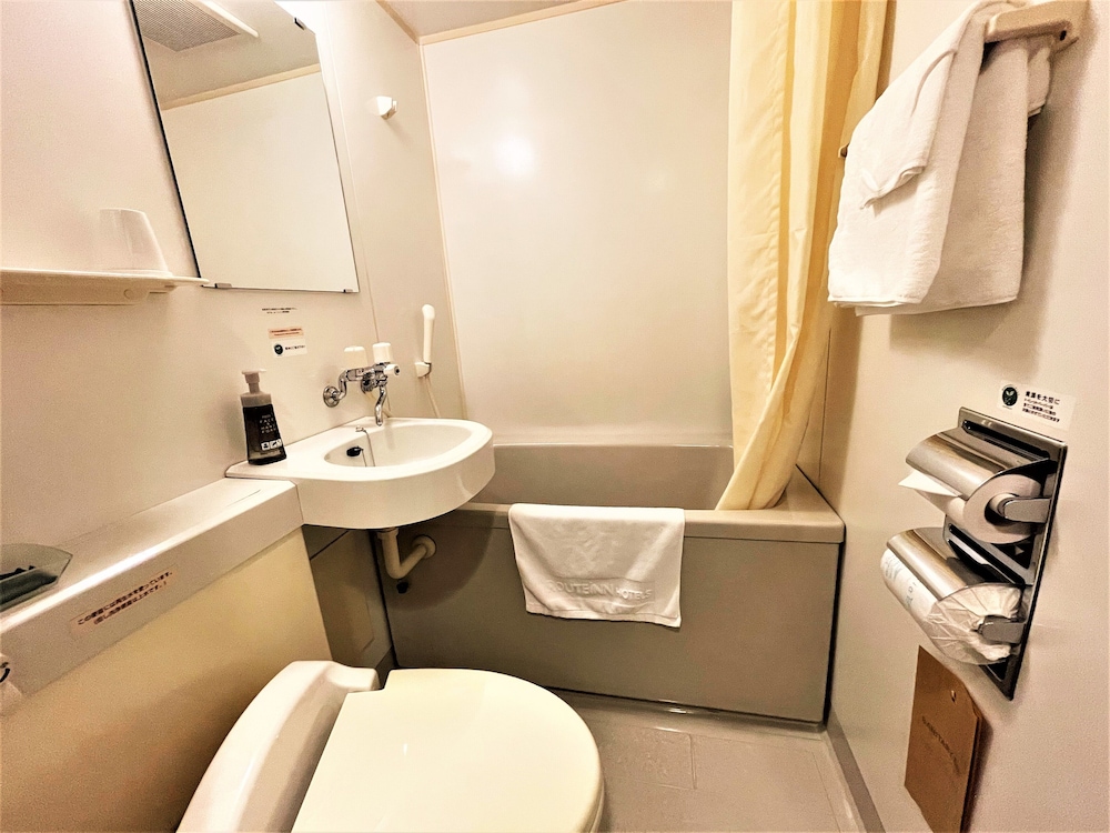 Twin Room, Non Smoking - Photo 8