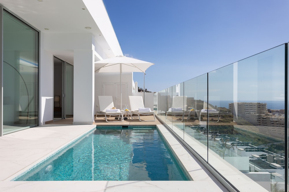 Suite, 2 Bedrooms, Private Pool (A4.1)
