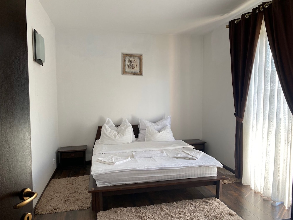 Comfort Apartment photo 2