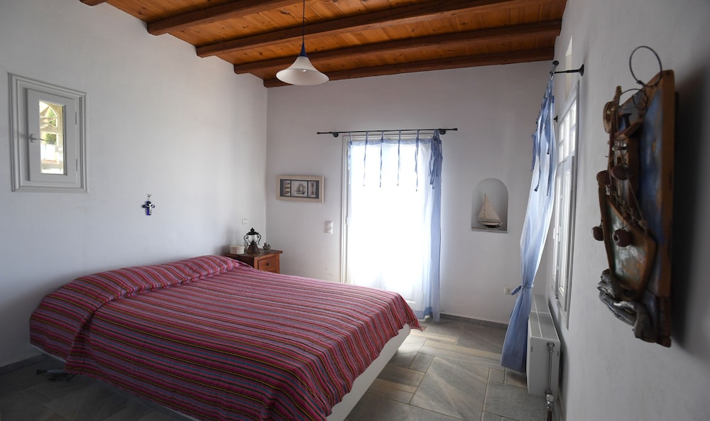 Villa, 2 Bedrooms (Tinos Sky View 1) photo 2