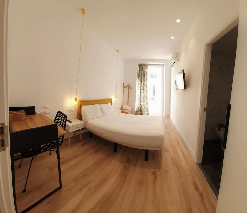 Deluxe Double Room, 1 Double Bed - Photo 21