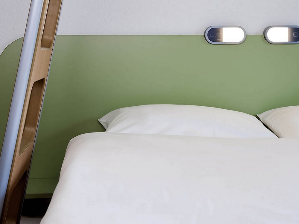 Triple Room, Multiple Beds photo 3