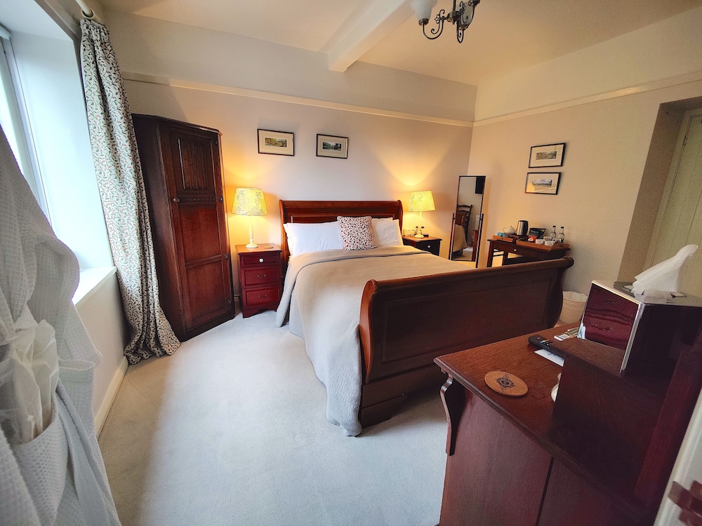 Double Room, Ensuite (Long Pool)