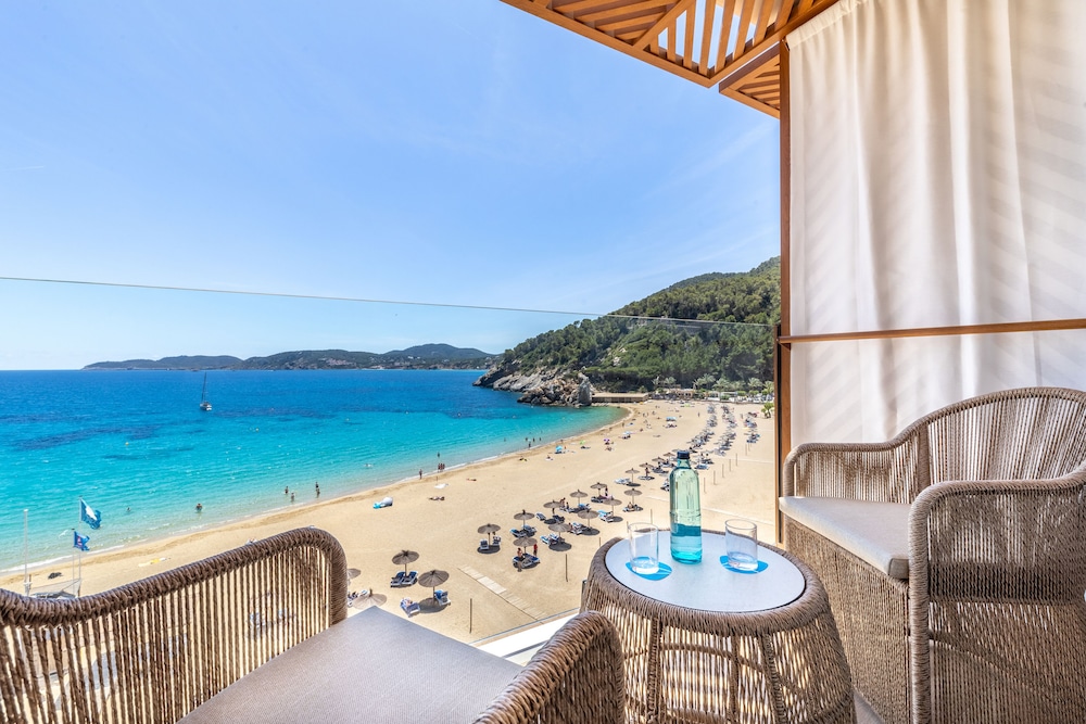 Junior Suite, Balcony, Sea View (1 Adult)