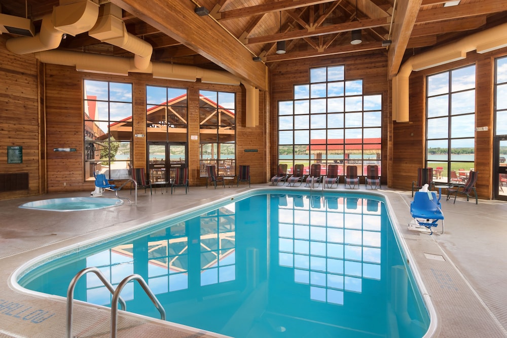 Standard Room, 2 Queen Beds, Pool View, Poolside (2 Queens Poolside) - Photo 5