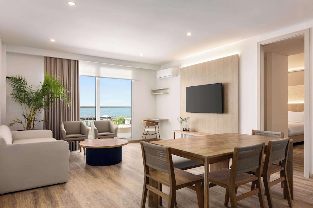 Apartment, Multiple Beds, Ocean View (Day Bed)