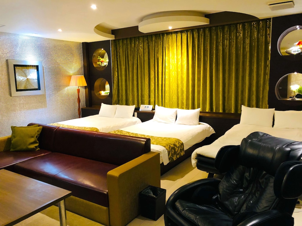 Deluxe Twin Room, 2 Double Beds, Non Smoking, Sauna
