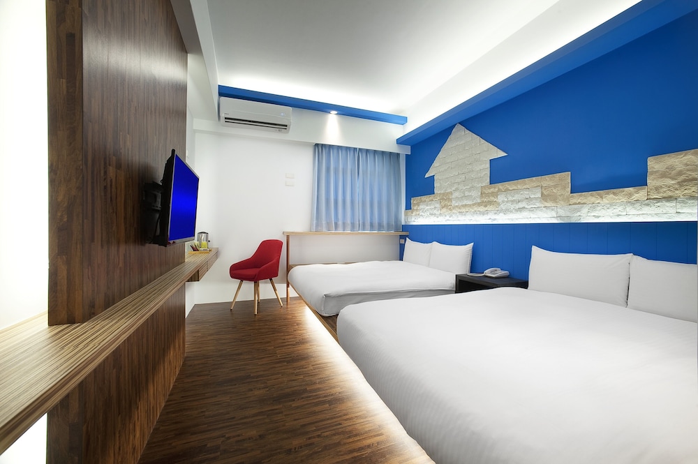Design Quadruple Room, 2 Double Beds photo 1