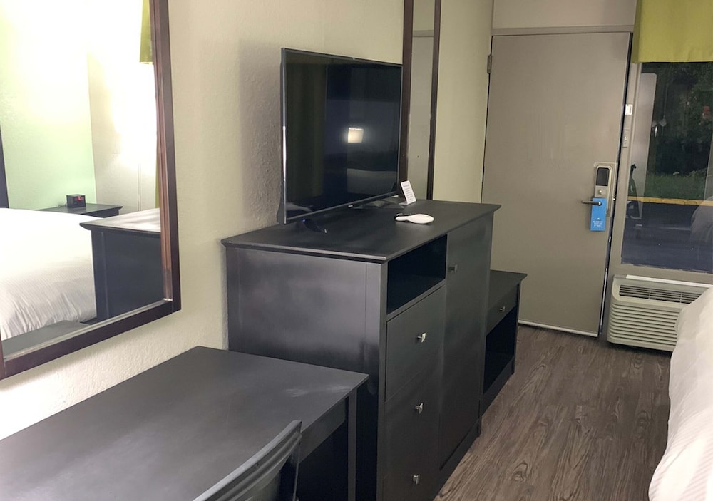 Standard Single Room - Photo 3