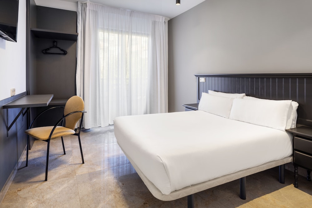 Basic Double Room