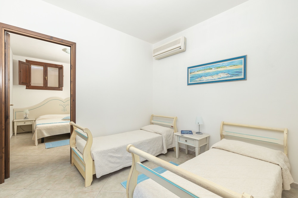 Deluxe Room, 2 Bedrooms, Garden Area