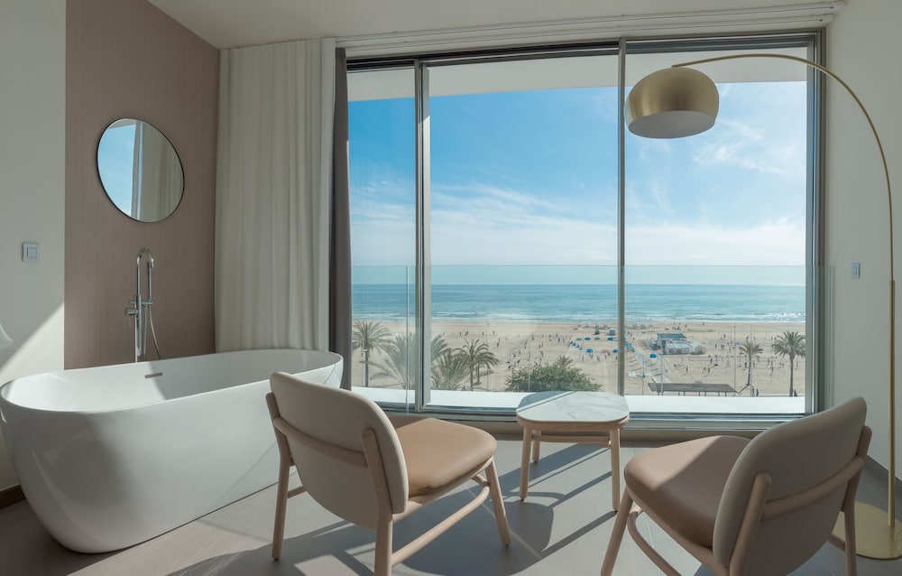 Comfort Room, Sea View - Photo 5