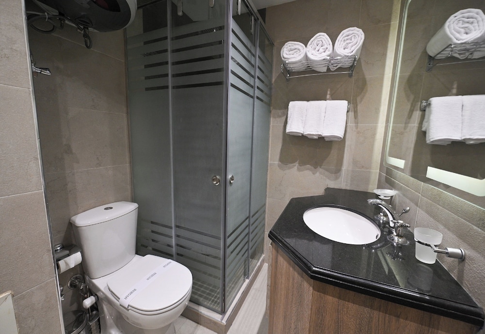 Superior Triple Room - Photo 6