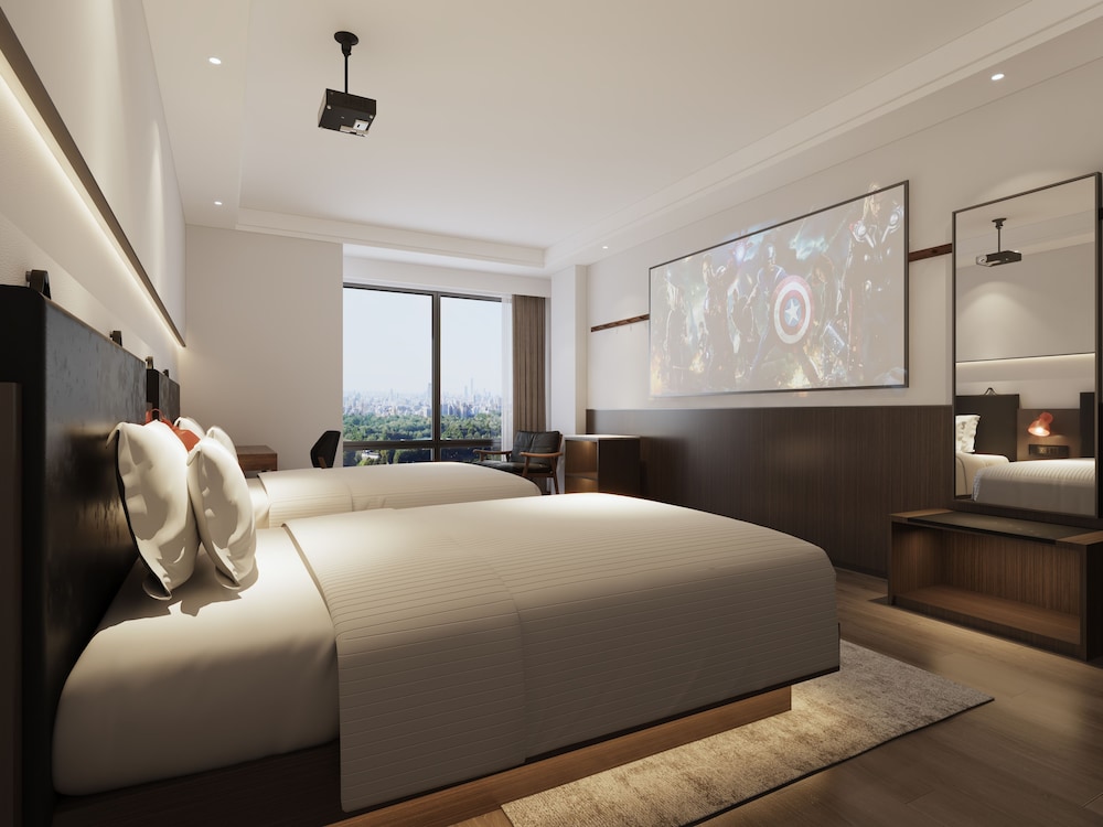 Classic Twin Room, City View