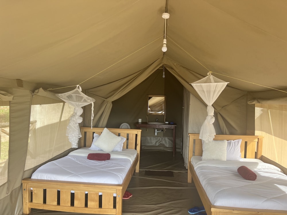 Deluxe Tent, 1 Bedroom, Valley View, Mountainside photo 1