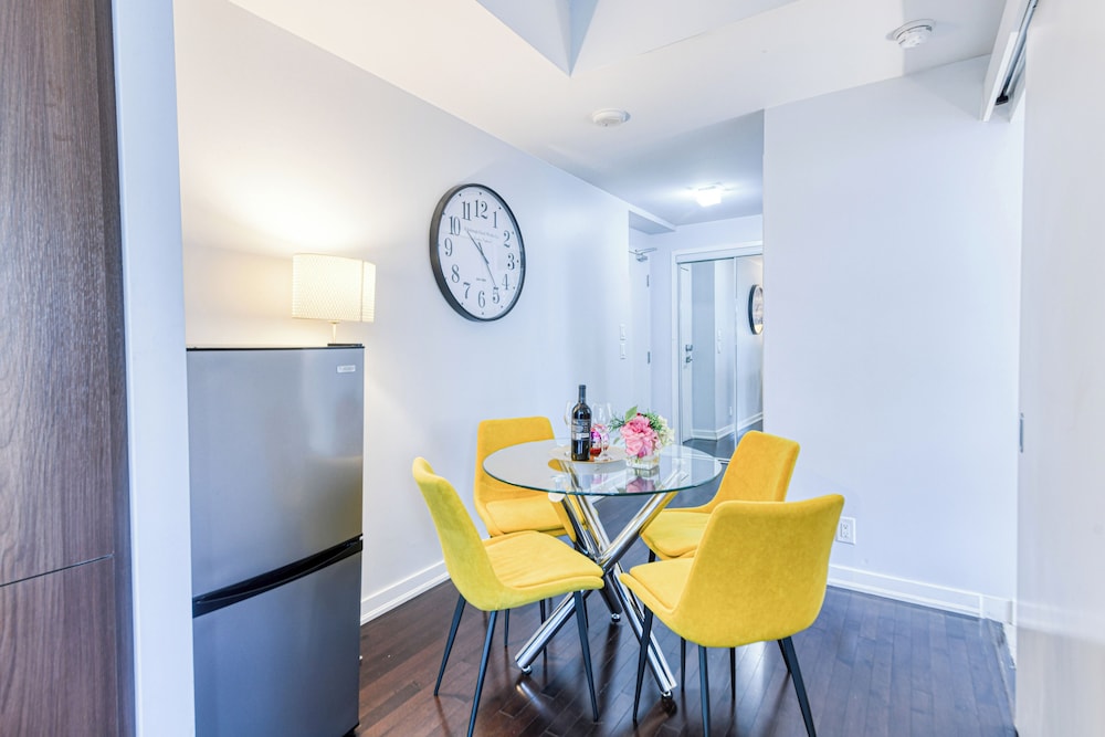 Premier Apartment thumbnail 5