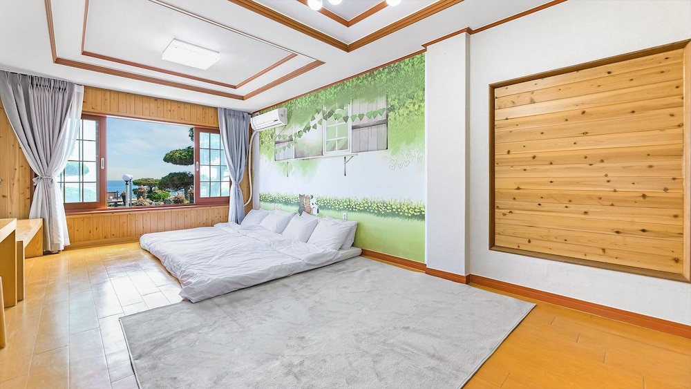 Basic Room, 3 Bedrooms (Getbawe(oceanview))