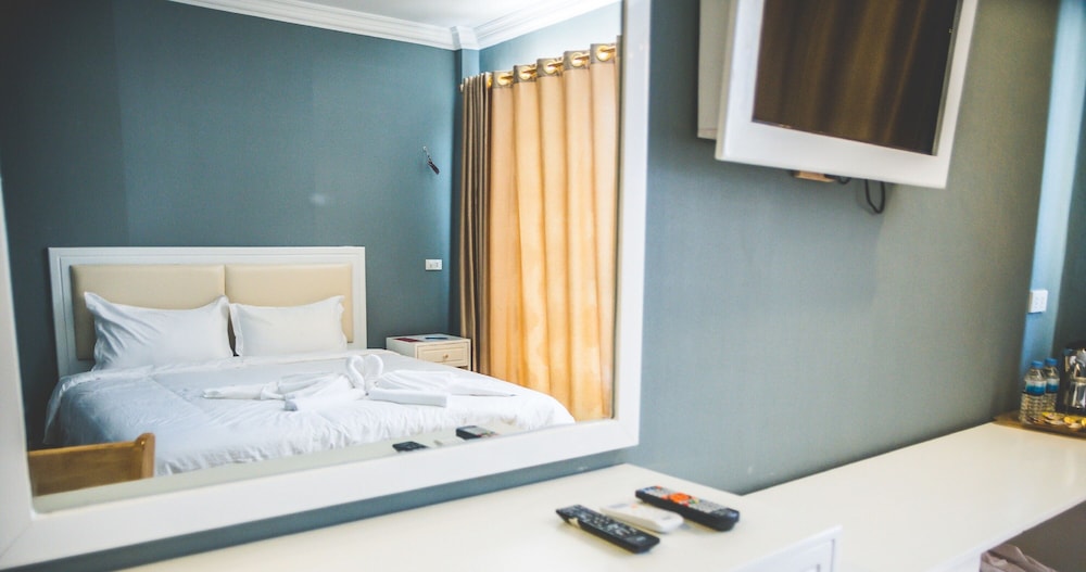 Superior King Room photo 2