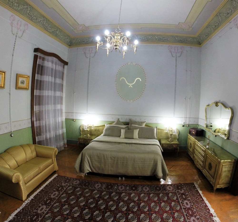 Royal Suite, 1 Bedroom, Ensuite, Tower photo 1