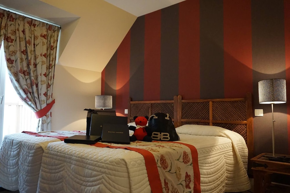 Standard Room, 2 Twin Beds photo 1