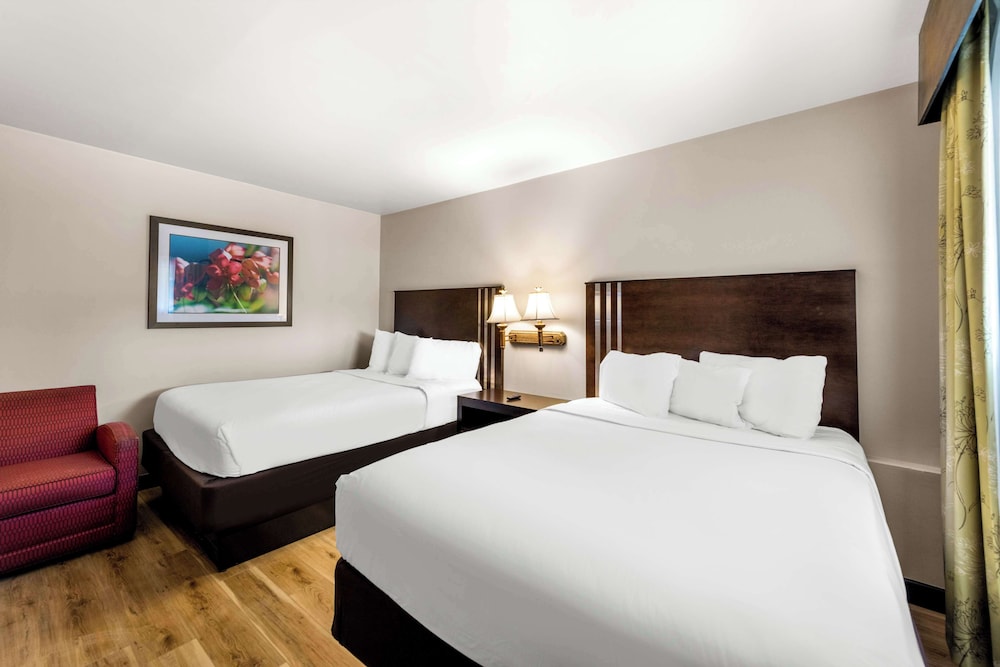 Deluxe Room, 2 Queen Beds (1st and 2nd Floor) - Photo 1