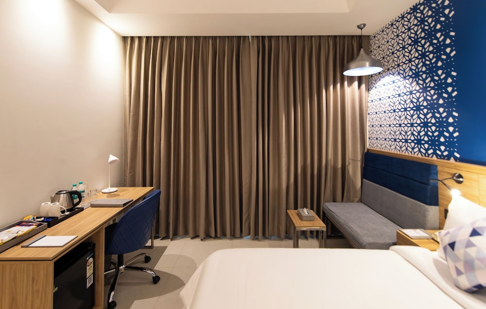 Premium Room, 1 Double Bed - Photo 3