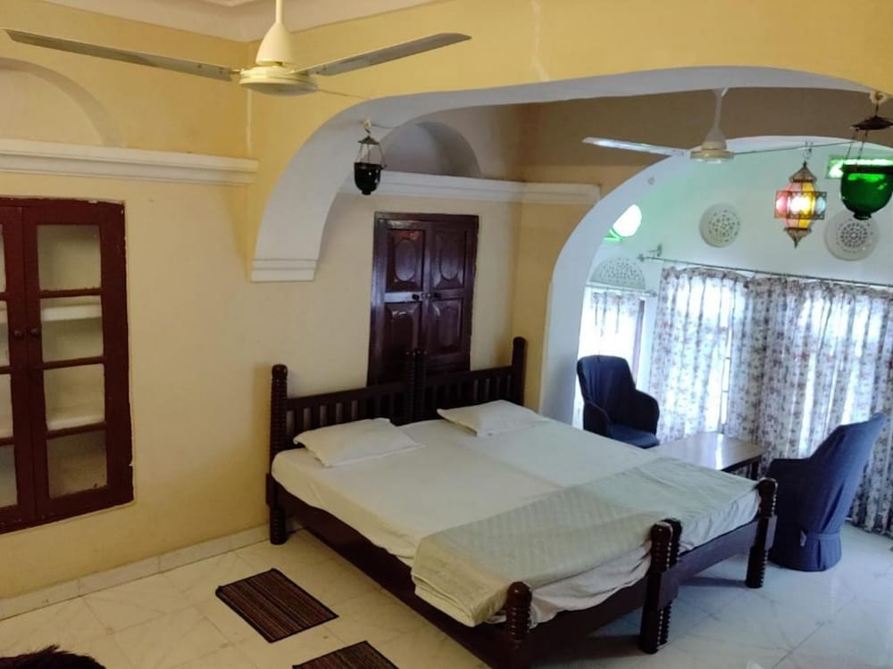 Deluxe Room - Photo 1
