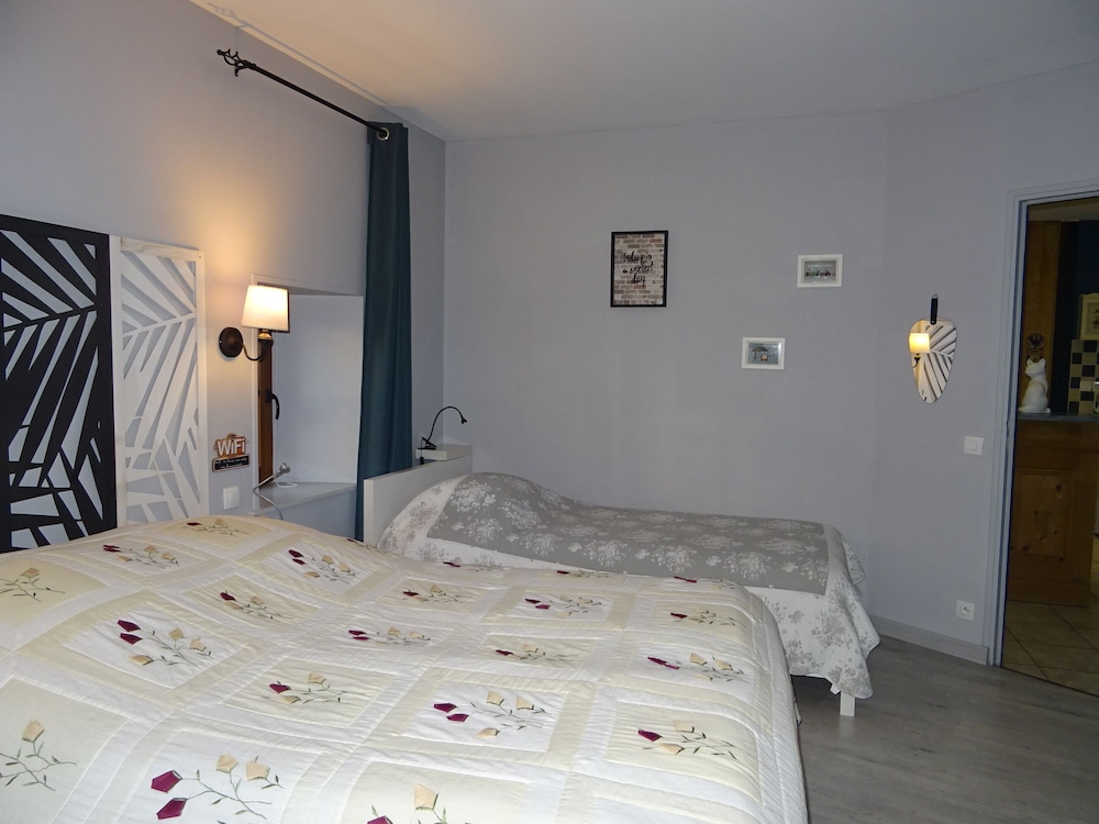 Triple Room (Birmane) - Photo 1