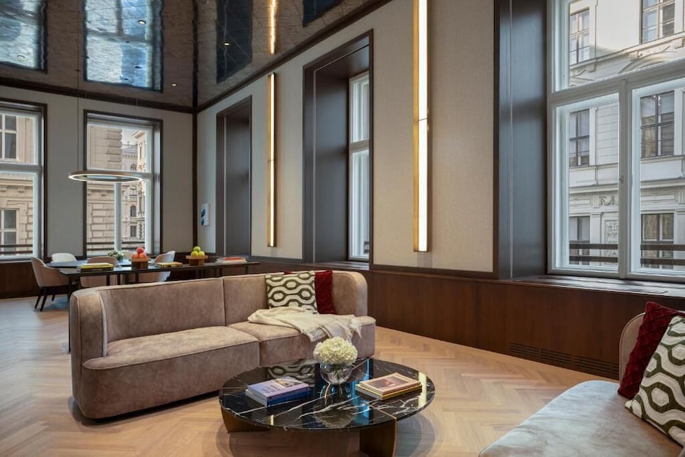 Presidential Studio Suite