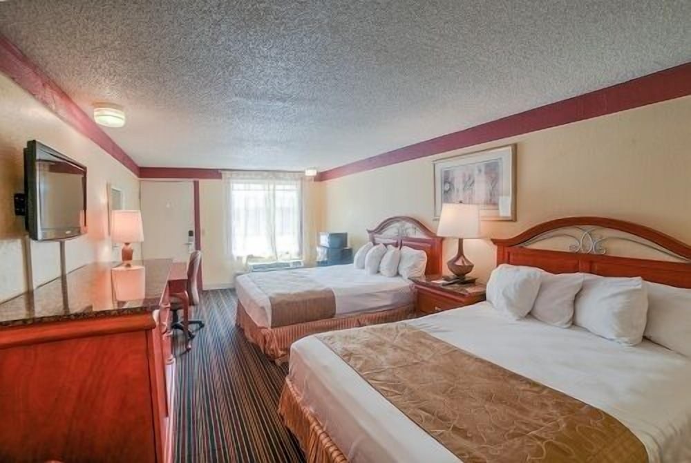 Standard Room, 2 Double Beds photo 2