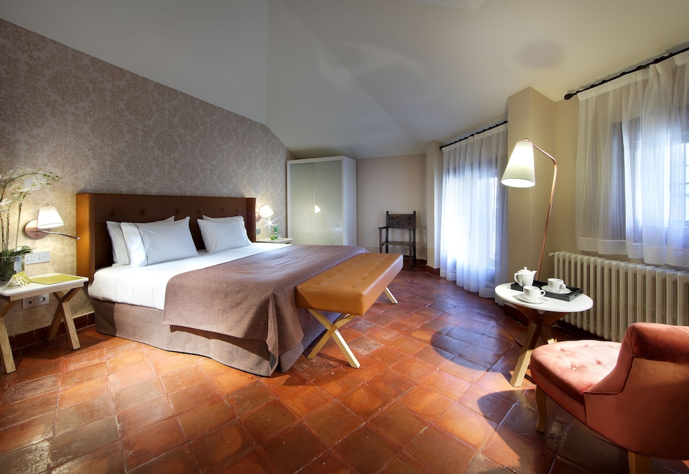 Double Room - Photo 1