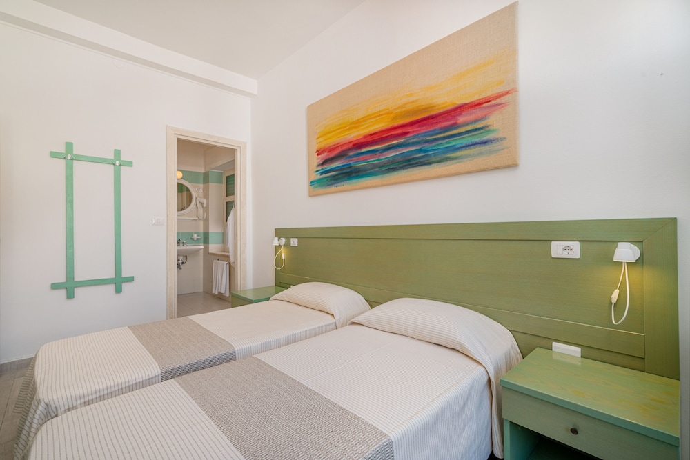 Standard Room - Photo 2