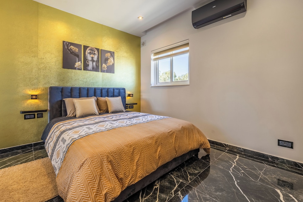 Penthouse, Sea View photo 3