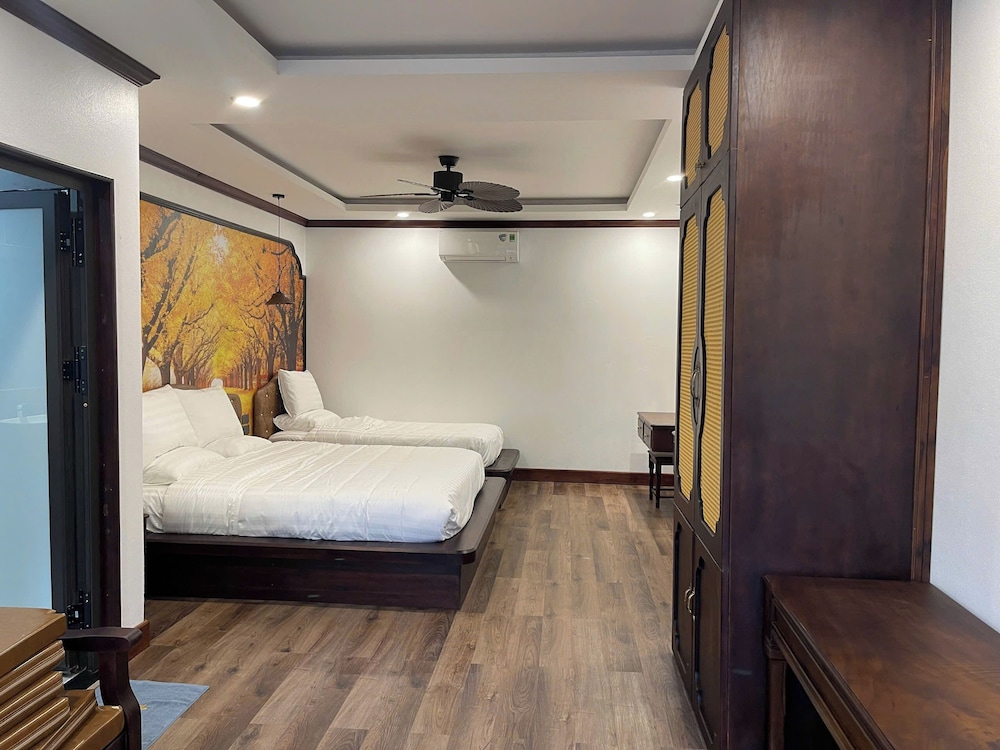 Family Twin Room, Pool View